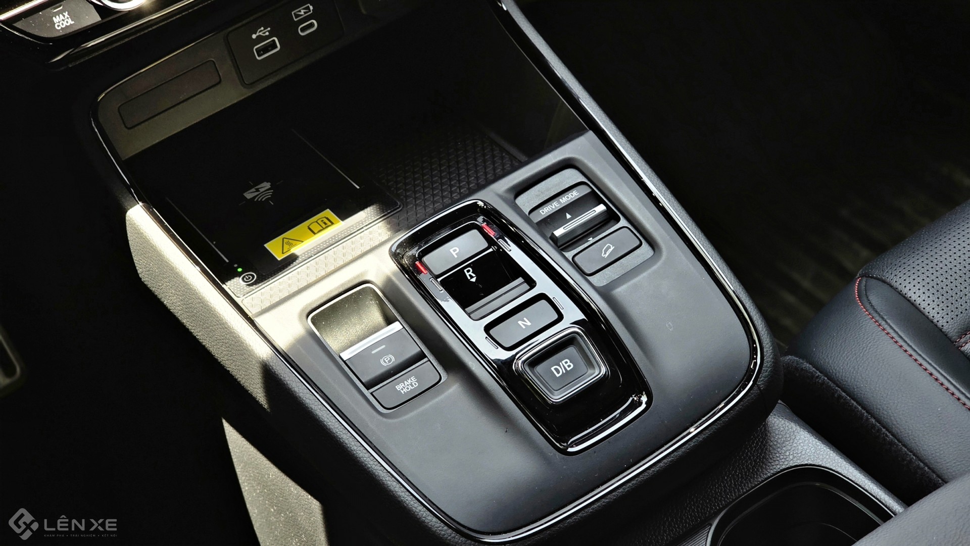 Cầm lái Honda CR V e:HEV 2026: Tiết kiệm, lái hay nhưng chưa toàn diện