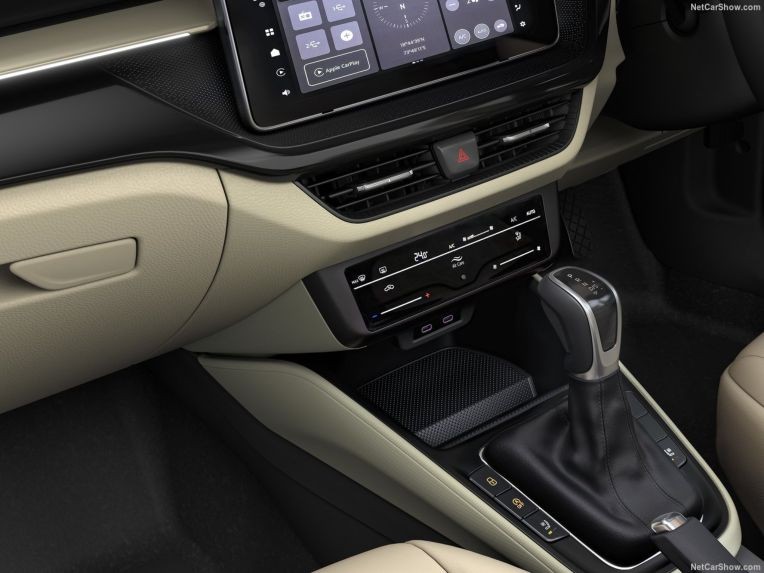 Skoda Slavia 2026 nâng cấp hộp số, thêm trợ lý AI và ghế massage Skoda Slavia 2026 nâng cấp hộp số, thêm trợ lý AI và ghế massage