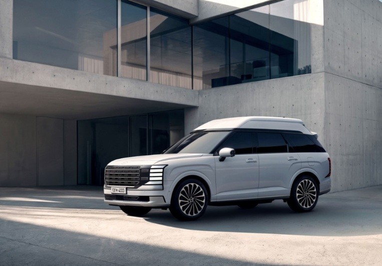 Hyundai Palisade 2027 có bản trần cao, giá quy đổi từ 843 triệu đồng Hyundai Palisade 2027 có bản trần cao, giá quy đổi từ 843 triệu đồng