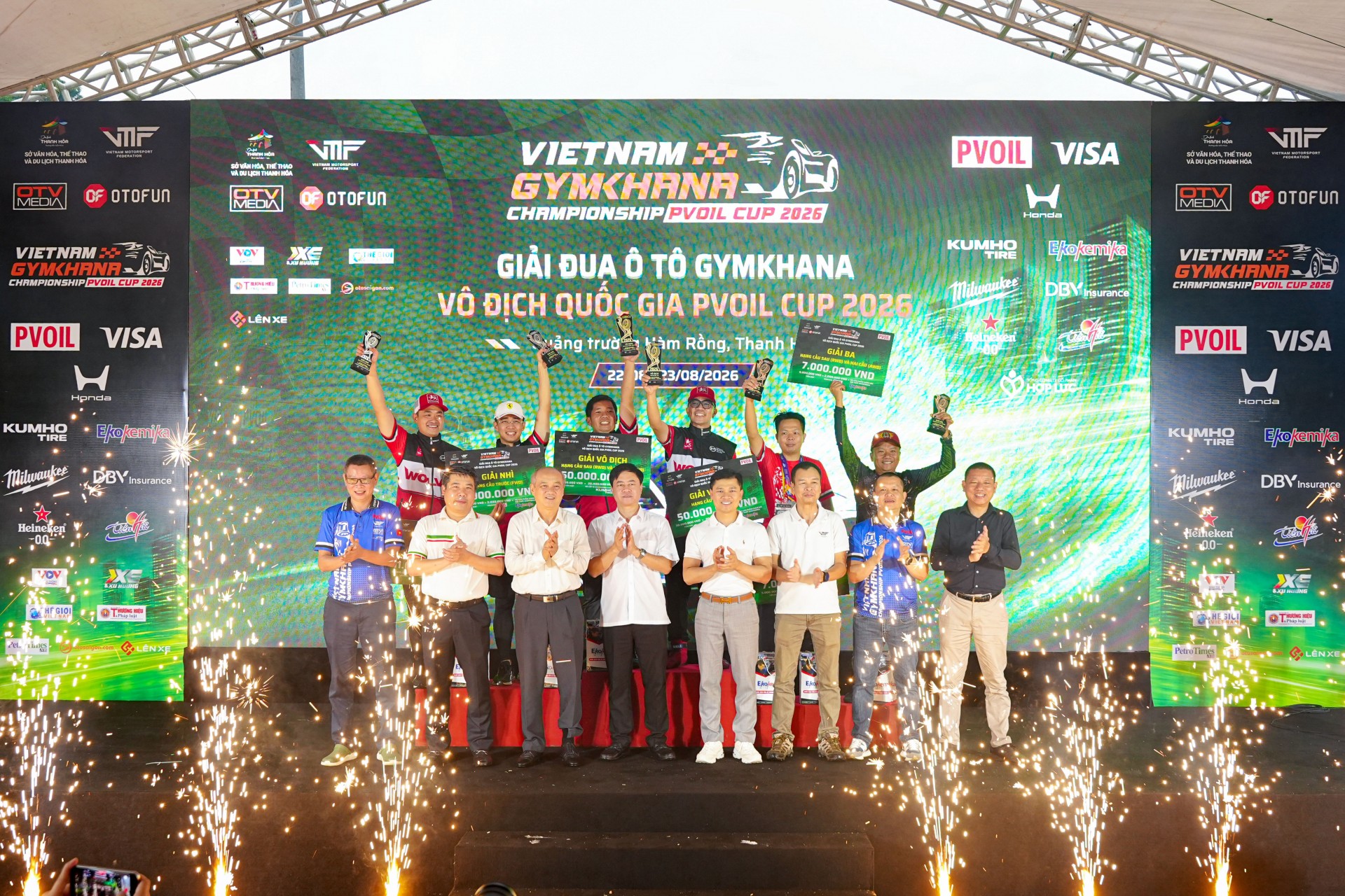 Sau hai ngày thi đấu, PVOIL VGC 2026 đã tìm ra những tay đua chiến thắng chung cuộc