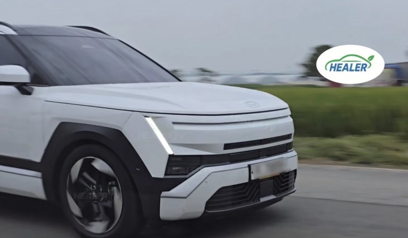 Thêm ảnh thực tế Hyundai Tucson 2027 màu trắng Thêm ảnh thực tế Hyundai Tucson 2027 màu trắng