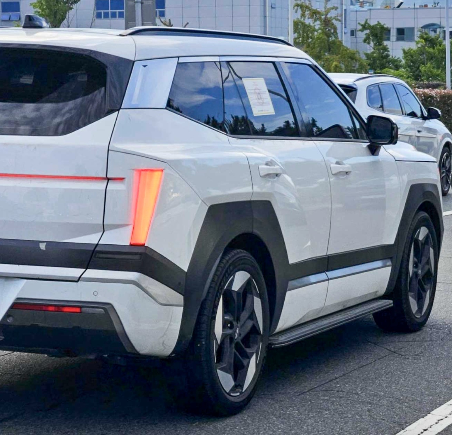 Thêm ảnh thực tế Hyundai Tucson 2027 màu trắng Thêm ảnh thực tế Hyundai Tucson 2027 màu trắng