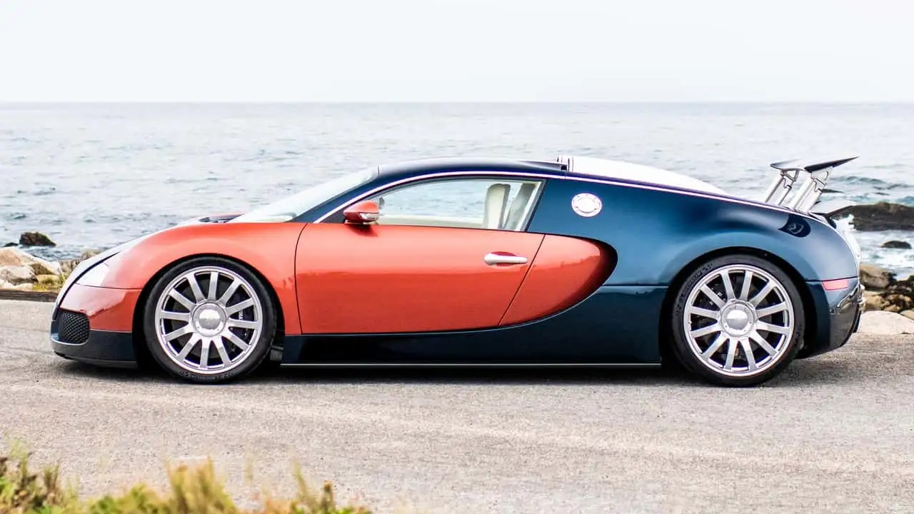 Bugatti phục chế hypercar Veyron 20 năm tuổi thành tác phẩm độc bản đẹp tuyệt Phía bên của Bugatti La Maison Pur Sang Veyron 20 Years