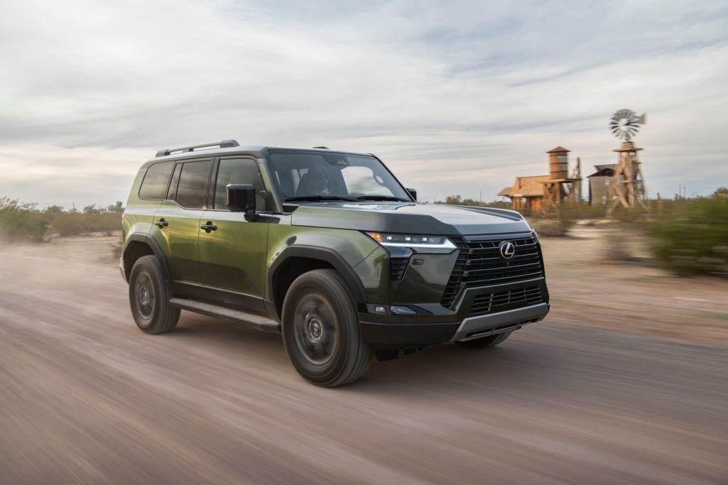 Lexus GX550 sắp nâng cấp, thêm ghế sau thông gió và lốp địa hình lớn hơn