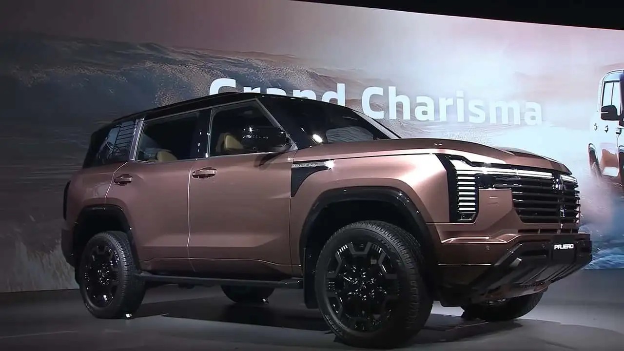 Mitsubishi Pajero thế hệ mới sẽ có hai mẫu xe Mitsubishi Pajero thế hệ mới sẽ có hai mẫu xe