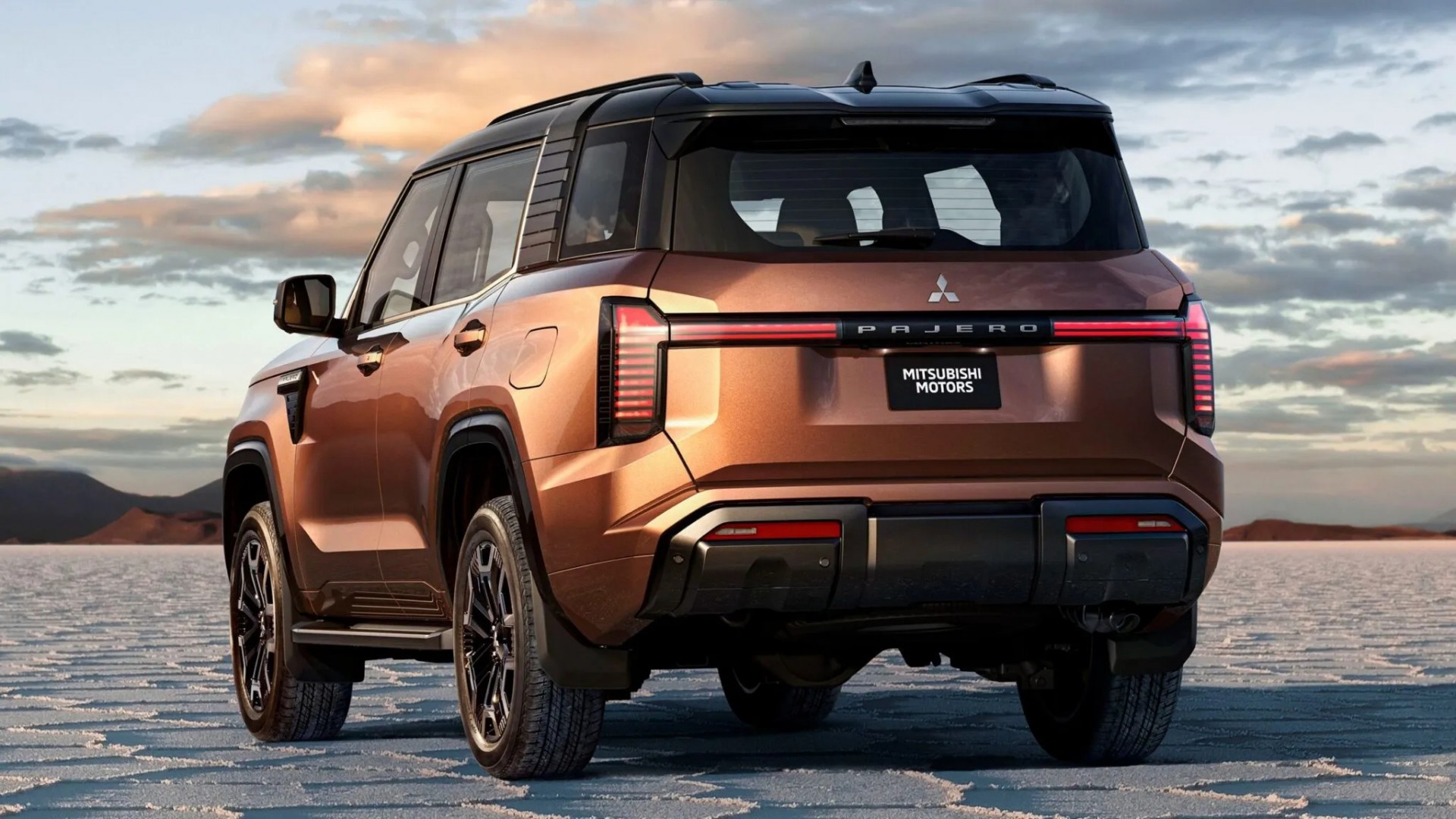 Trưng bày mẫu concept ấn tượng, nhưng Mitsubishi chưa có kế hoạch cho Pajero Ralliart