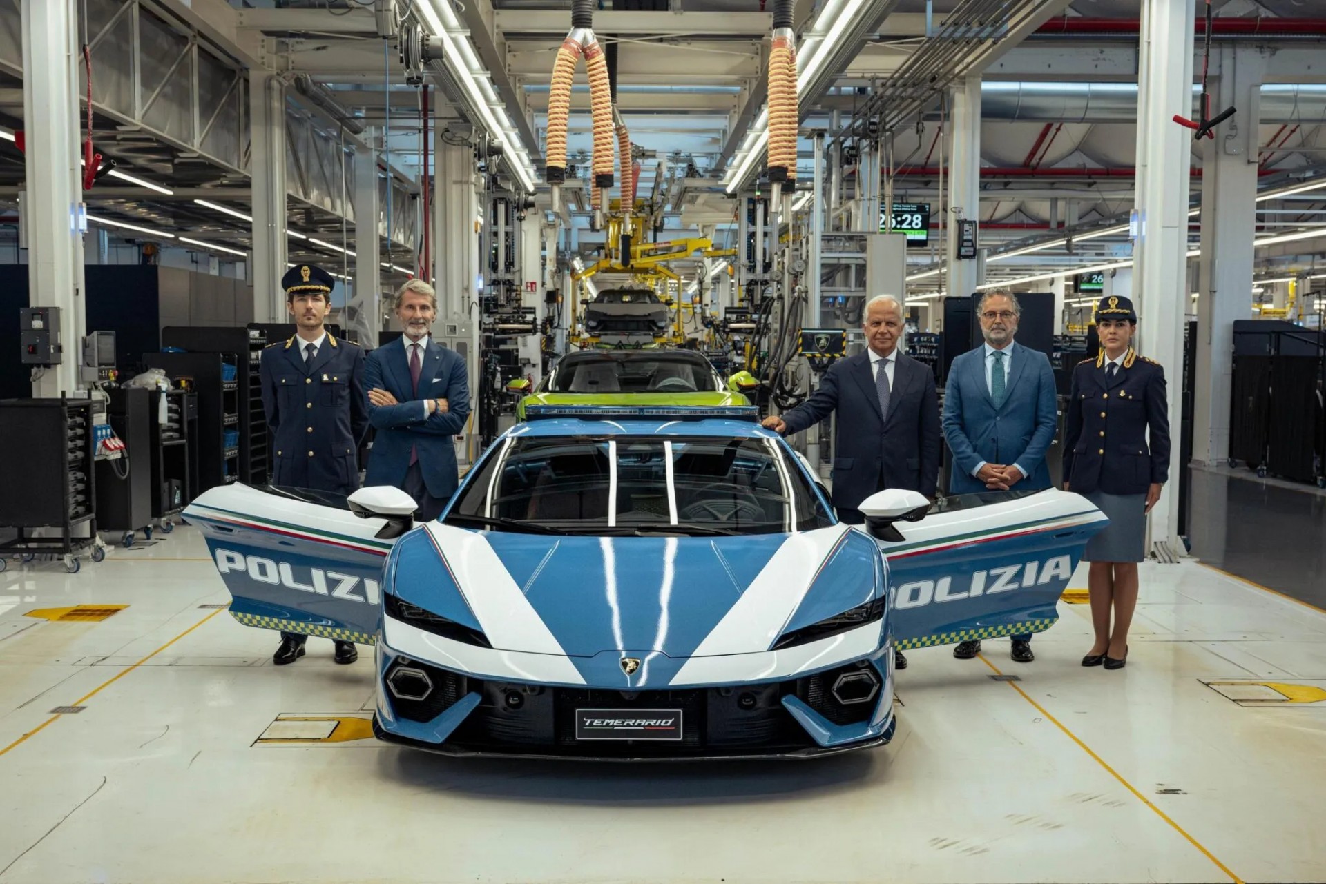 Đây là Lamborghini Temerario Polizia: Siêu xe cảnh sát Ý chuyên vận chuyển nội tạng khẩn cấp