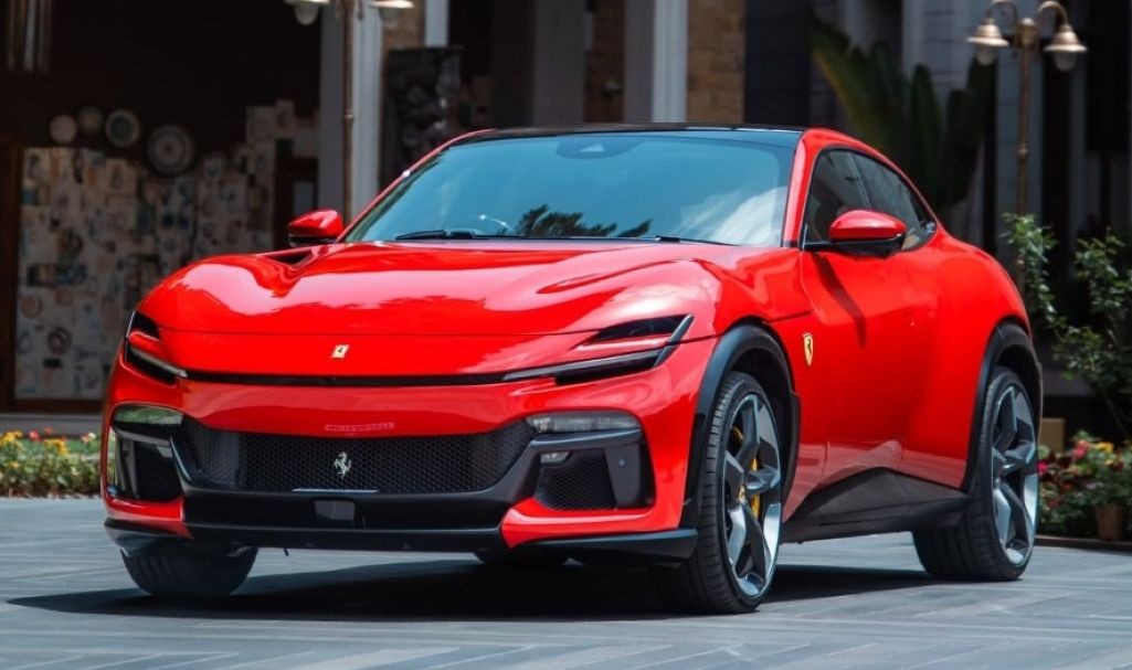 Ferrari Purosangue giá khoảng 40 tỷ đồng lần đầu lăn bánh trên phố Việt Ferrari Purosangue giá khoảng 40 tỷ đồng lần đầu lăn bánh trên phố Việt