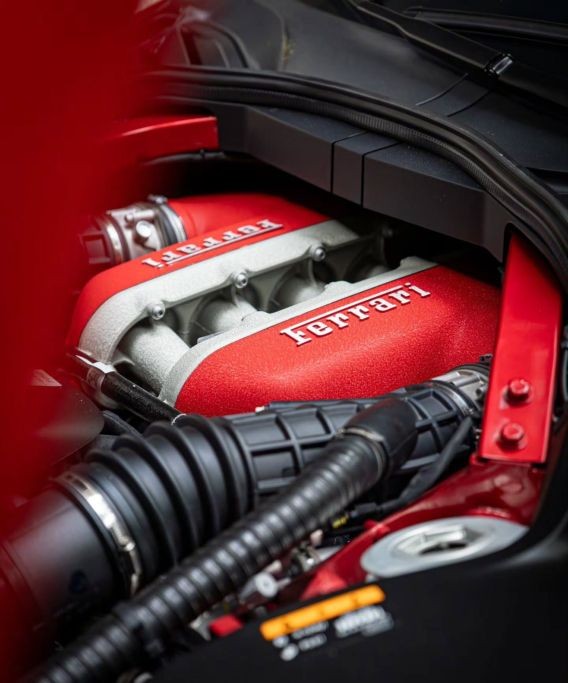 Ferrari Purosangue giá khoảng 40 tỷ đồng lần đầu lăn bánh trên phố Việt Ferrari Purosangue giá khoảng 40 tỷ đồng lần đầu lăn bánh trên phố Việt