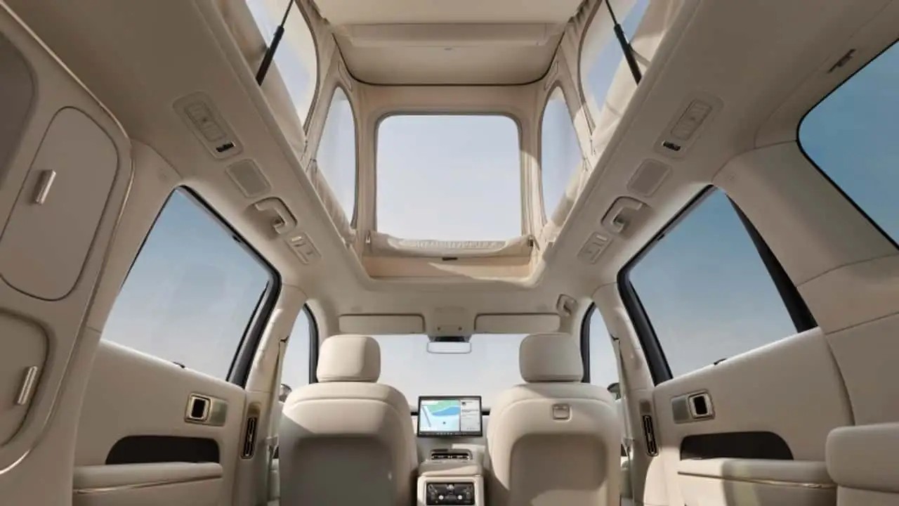 Nội thất của mẫu SUV Trung Quốc này có sàn sưởi, gác ngủ và khoang chứa đồ tích hợp Nội thất của Xiaomi SkyNomad N90 Max Exploration Edition