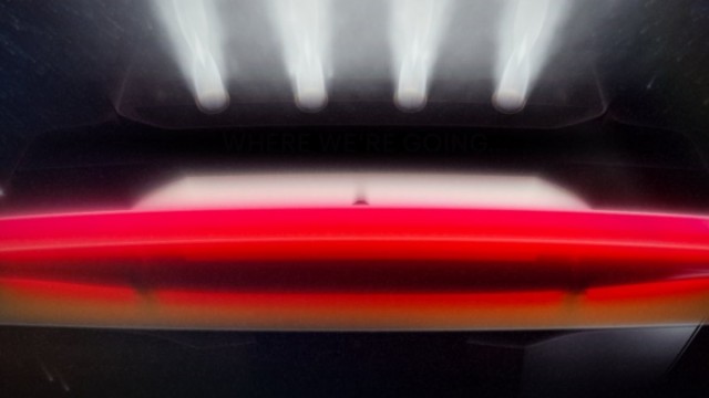 Tesla chốt ngày ra mắt Roadster thế hệ mới, 9 năm sau lần đầu công bố