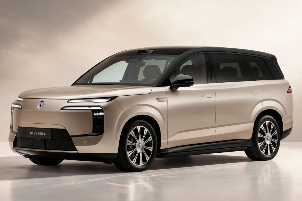 SUV điện 6 chỗ của Denza đi 960 km, giá từ quy đổi từ 1,16 tỷ đồng