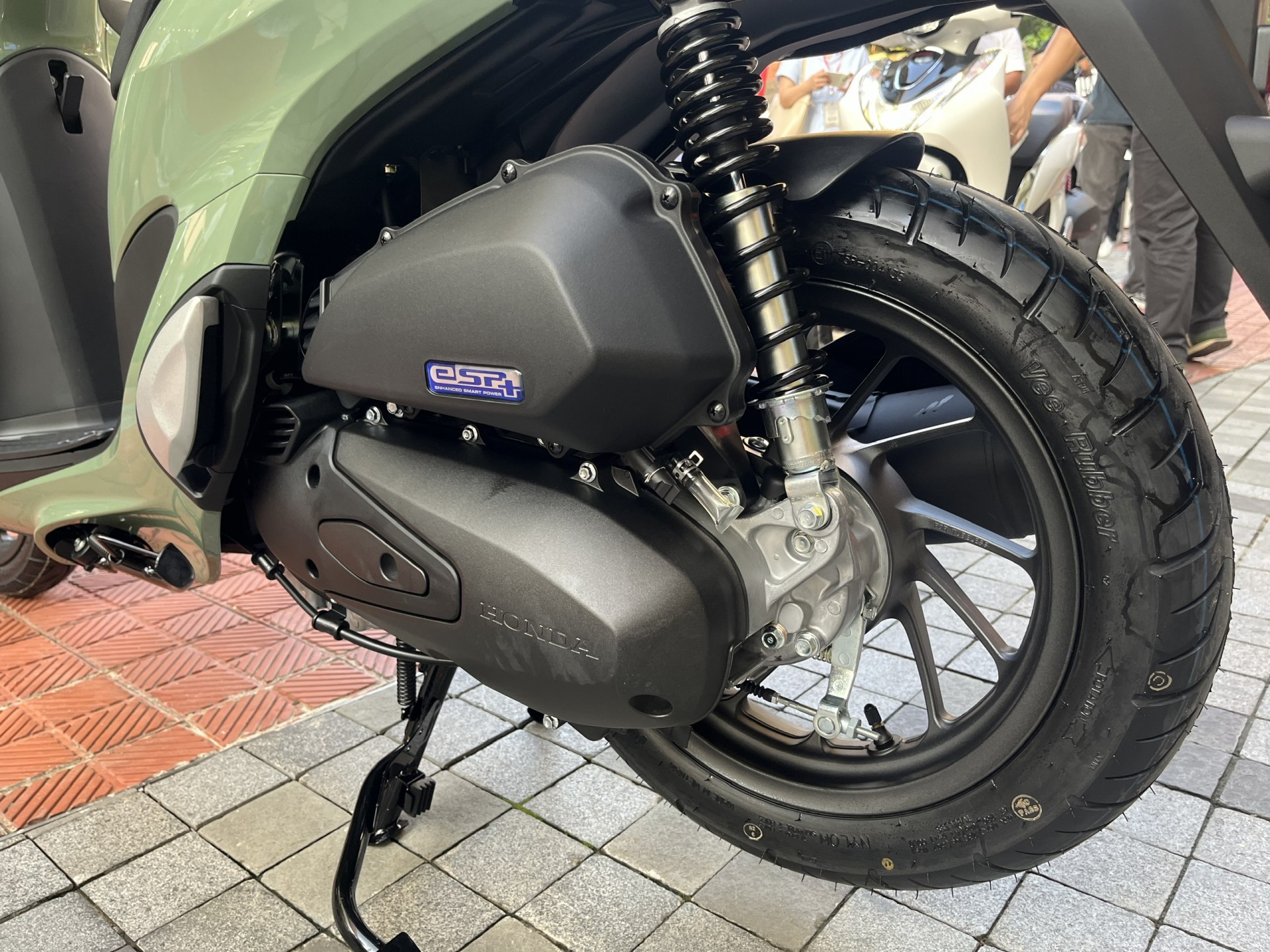 Honda SH Mode 2027 ra mắt, diện mạo tinh chỉnh, chuẩn Euro 4, nâng cấp đồng hồ TFT