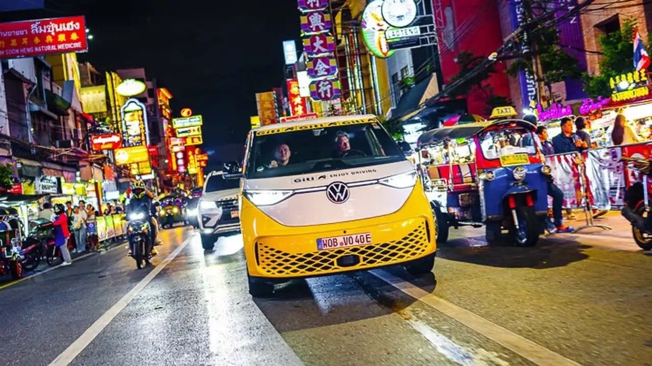Xe điện Volkswagen ID. Buzz lập kỷ lục đi qua 92 quốc gia, không gặp lỗi kỹ thuật nào