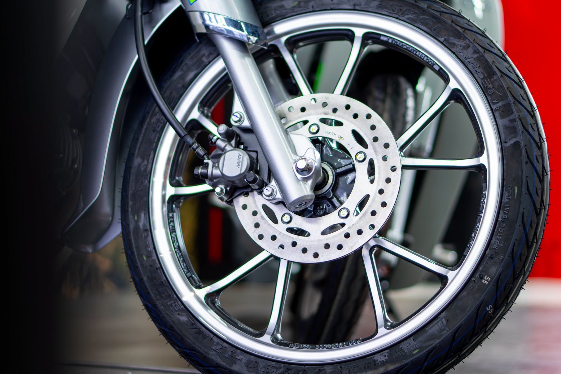 Hình ảnh thực tế của Honda Super Cub C125 tại đại lý