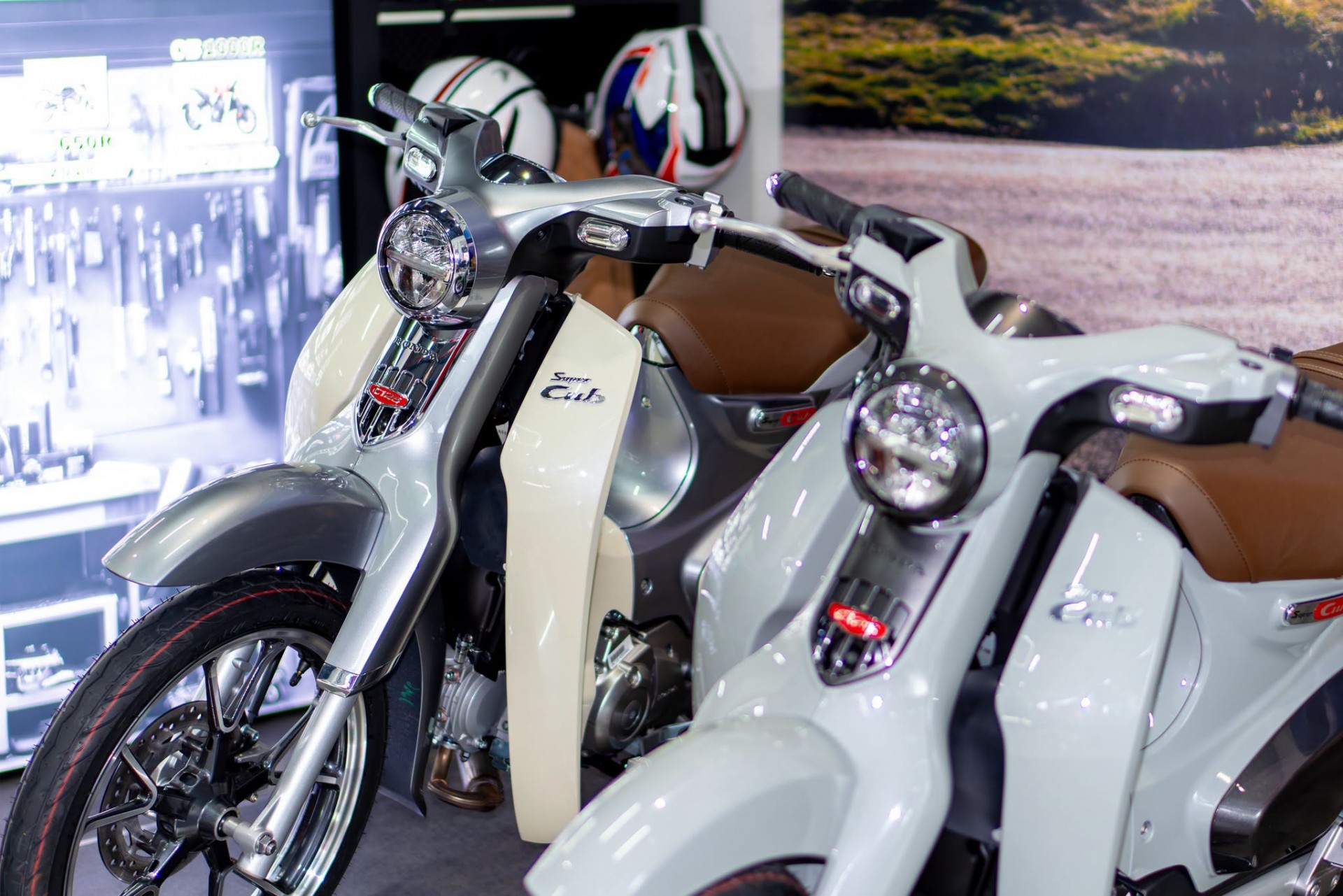 Hình ảnh thực tế của Honda Super Cub C125 tại đại lý