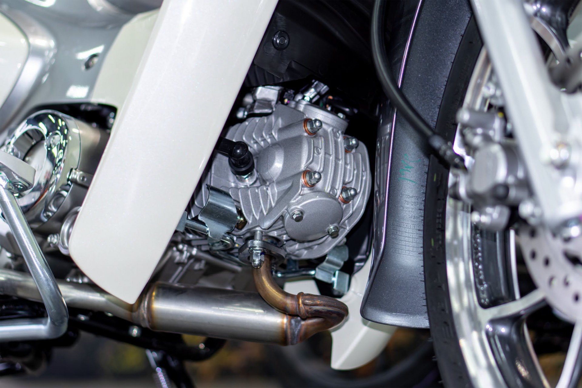 Hình ảnh thực tế của Honda Super Cub C125 tại đại lý