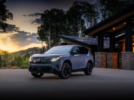 Nissan X-Trail Hybrid 2027 ra mắt, giá quy đổi 930 triệu