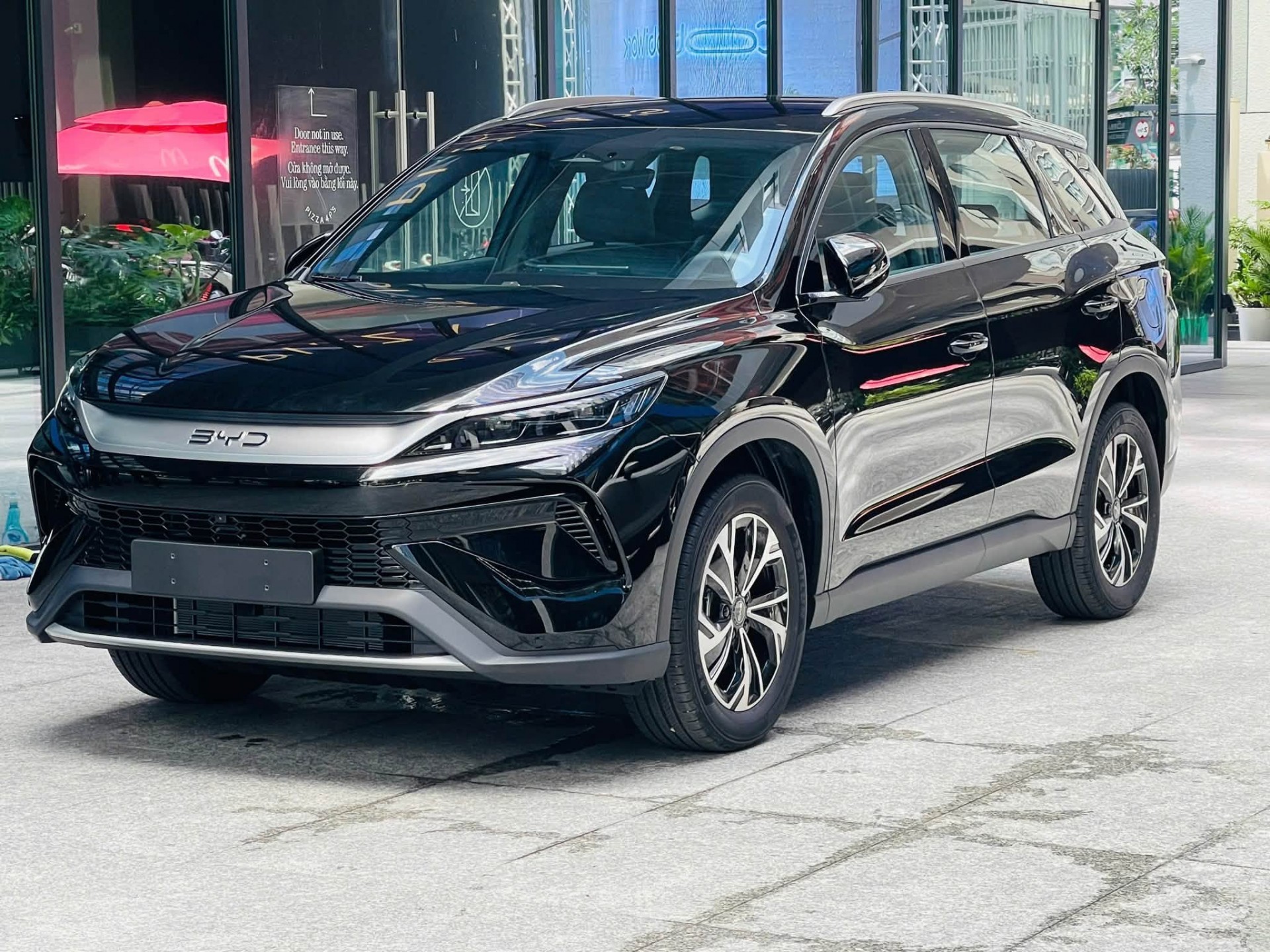 BYD Sealion 5 nhận đặt cọc tại Việt Nam, giá bán công bố trong tháng 10