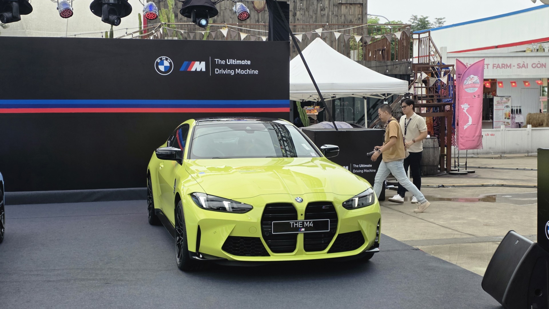 BMW M2, M3, M3 Touring và M4 được giới thiệu tại Việt Nam, giá từ 4,099 tỷ đồng BMW M2, M3, M3 Touring và M4 được giới thiệu tại Việt Nam, giá từ 4,099 tỷ đồng