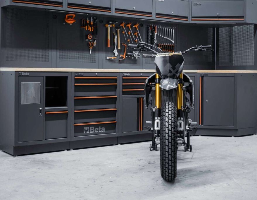 Yamaha Ténéré 700 giảm 47 kg khi chuyển sang phong cách flat track