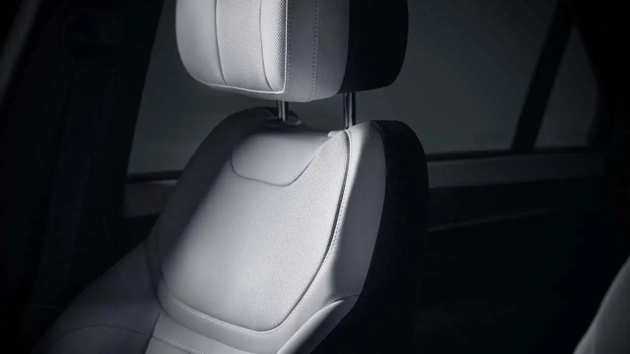 Range Rover Sport Electric hé lộ thông số ấn tượng với tầm hoạt động 609 km