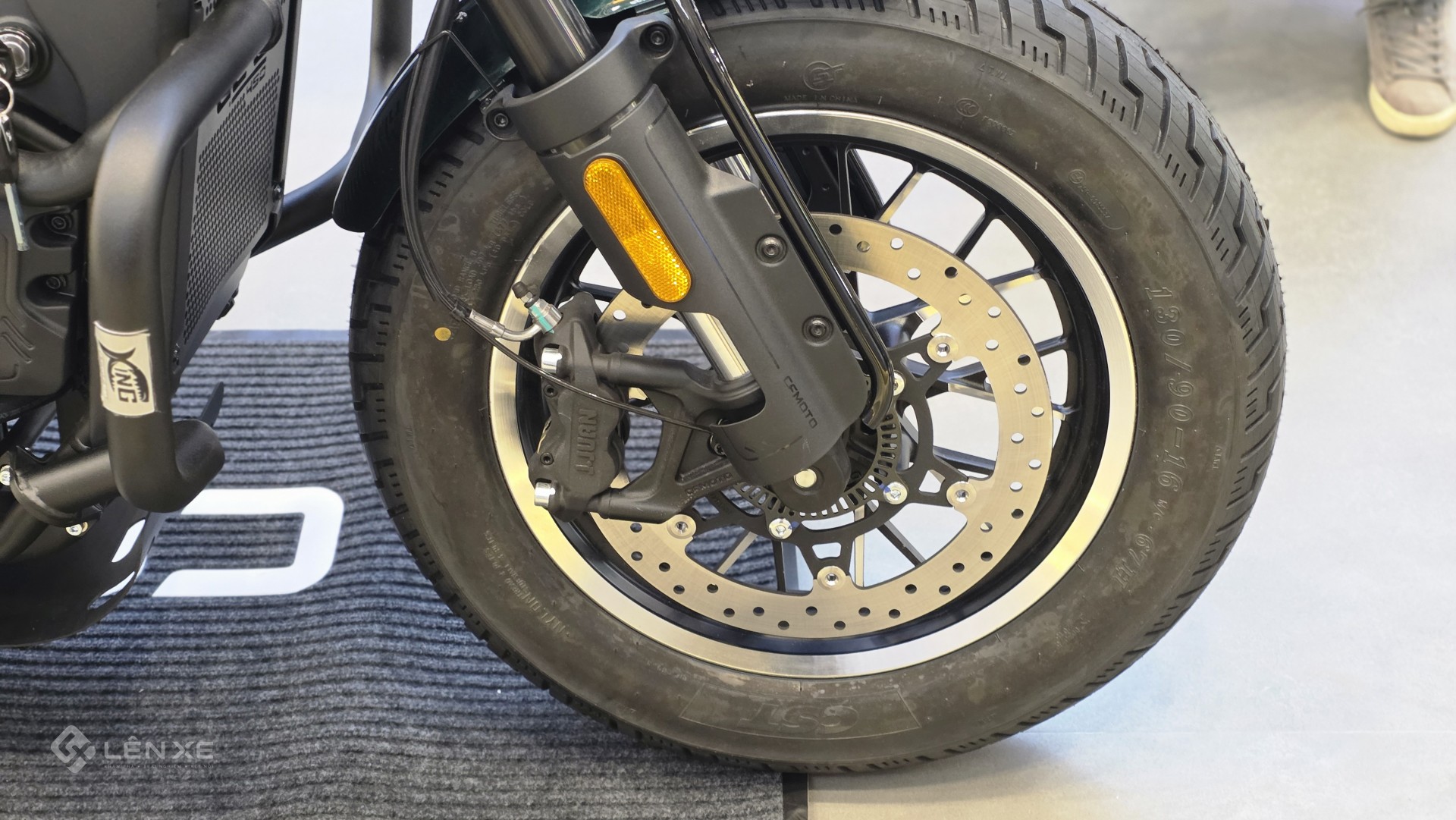 Mô tô không côn tay CFMoto 450CL-C AMT về Việt Nam, giá 167 triệu đồng