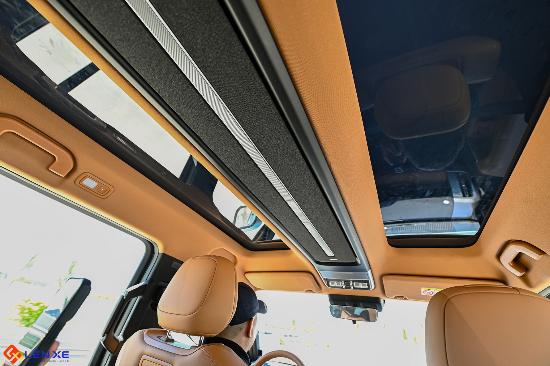 Ngắm trực tiếp V23 và V27 - cặp đôi SUV điện nhà iCAUR sắp về Việt Nam Ngắm trực tiếp V23 và V27 cặp đôi SUV điện nhà iCAUR sắp về Việt Nam
