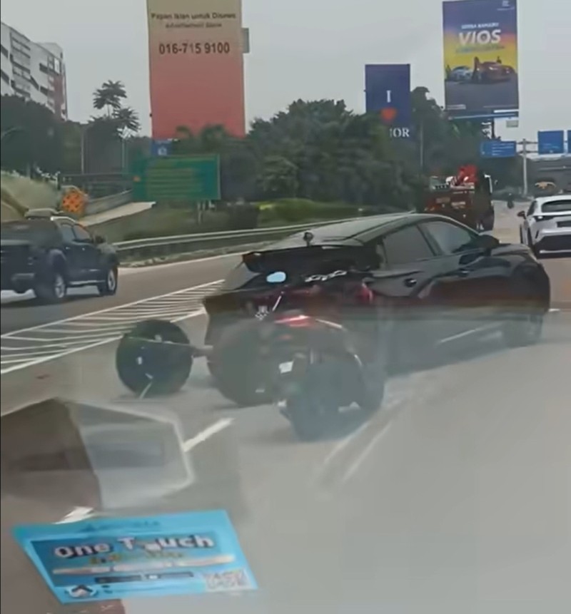 Omoda C5 đứt rời cầu sau tại Malaysia, xe bán ở Việt Nam có đáng lo? Omoda C5 đứt rời cầu sau tại Malaysia, xe bán ở Việt Nam có đáng lo?