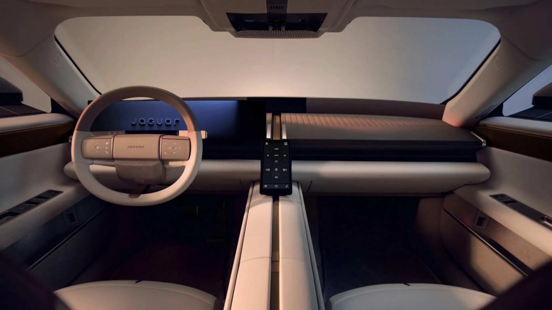 Jaguar Type 01: Xe điện mạnh nhất lịch sử thương hiệu Anh lộ diện