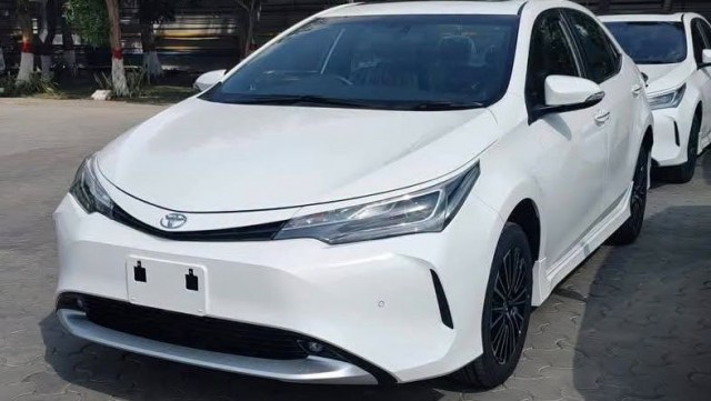 Toyota Corolla Altis 2027 facelift ra mắt