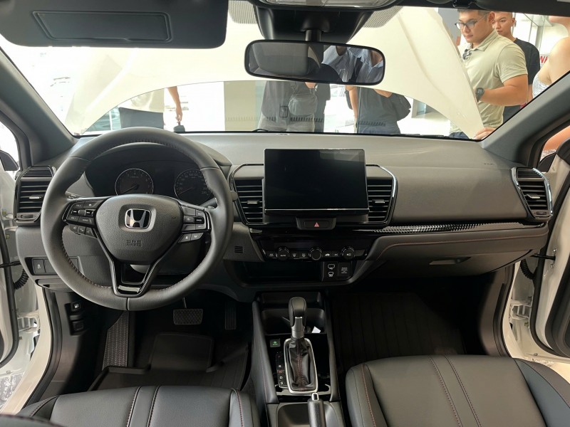 Honda City 2026 ra mắt Việt Nam, thiết kế tinh chỉnh nhẹ, thêm tiện nghi