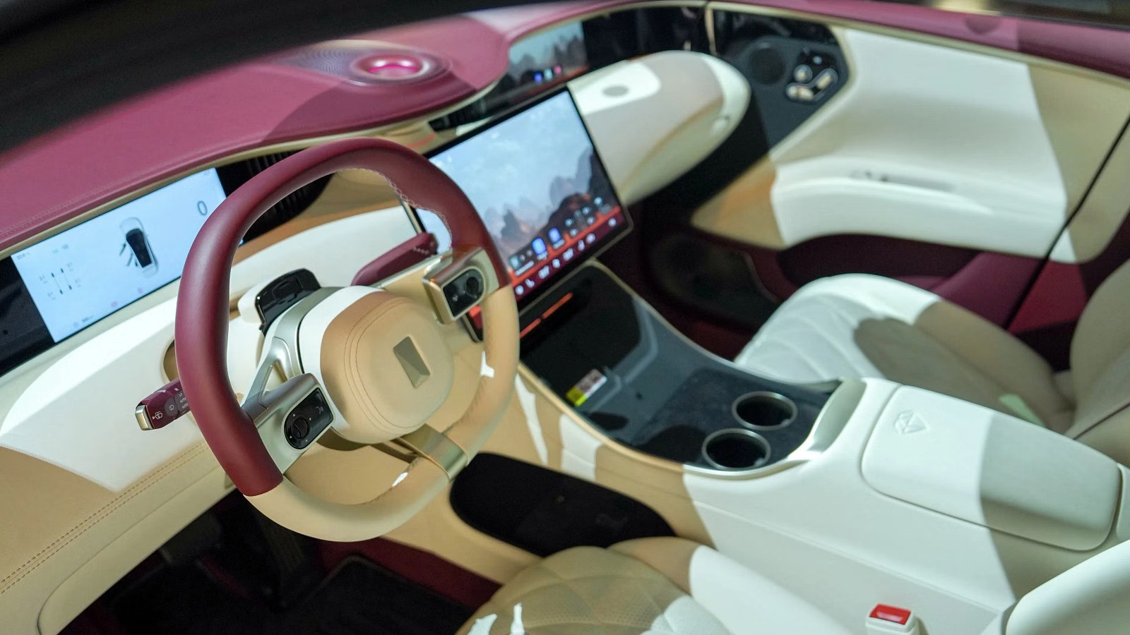 SUV hạng sang của Trung Quốc Avatr T09 Concept ra mắt tại Triển lãm Ô tô Paris 2026