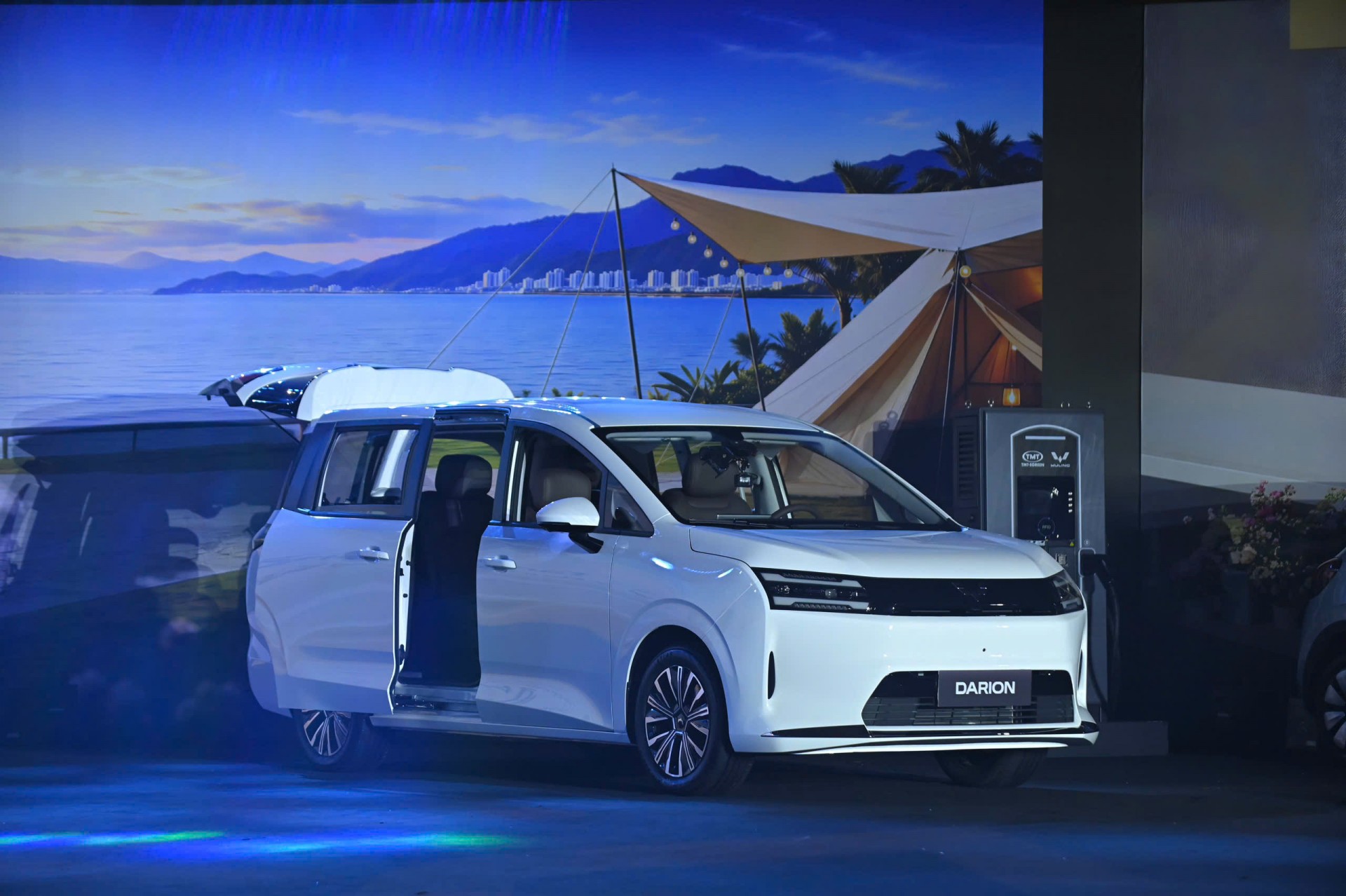 4 mẫu ô tô điện Wuling ra mắt, giá từ 279 triệu đồng