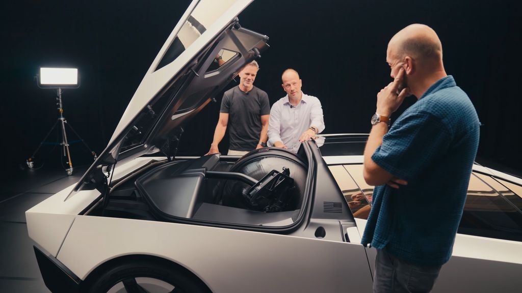 Tesla Roadster mới hé lộ công suất mạnh 1.341 mã lực, mục tiêu tốc độ trên 530 km/h Tesla Roadster mới hé lộ công suất mạnh 1.341 mã lực, mục tiêu tốc độ trên 530 km/h