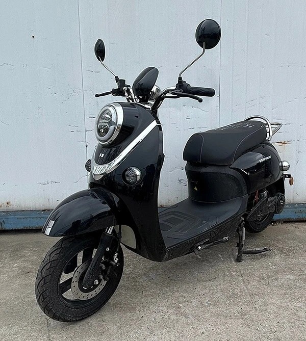 Phát hiện xe máy điện giá rẻ mới của Trung Quốc có thiết kế sao chép Yamaha Vino
