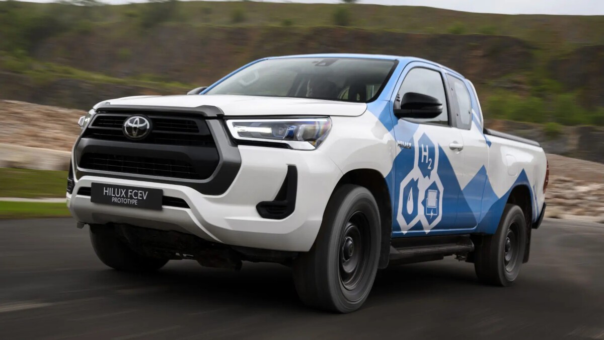 Toyota Hilux chạy pin hydro sẽ được sản xuất tại Thái Lan từ cuối năm 2027 Hình ảnh nguyên mẫu Toyota Hilux FCEV chạy thử nghiệm