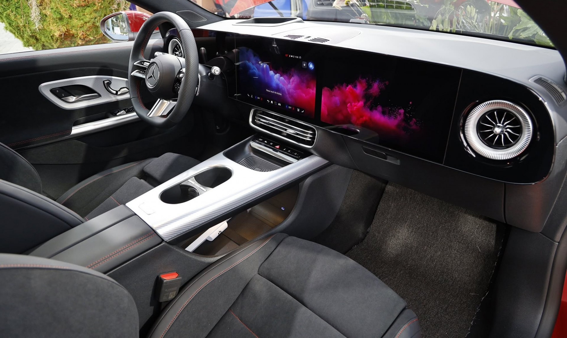 Mercedes-Benz CLA 200 Electric ra mắt Việt Nam với giá 1,59 tỷ đồng
