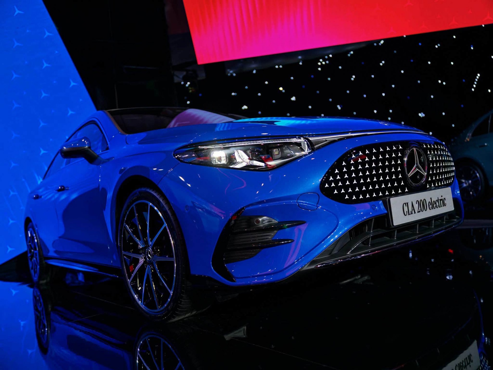 Mercedes-Benz CLA 200 Electric ra mắt Việt Nam với giá 1,59 tỷ đồng
