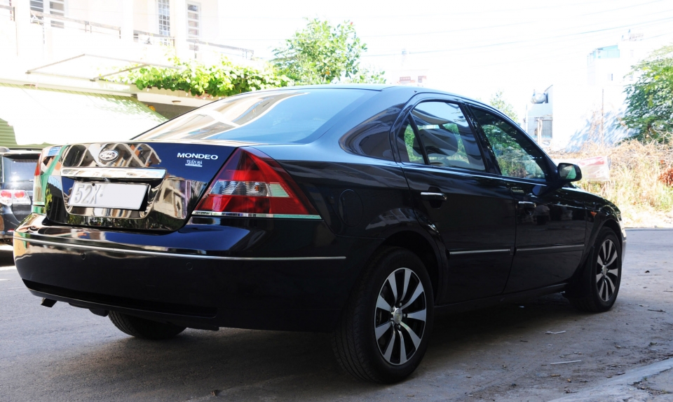 Ford Mondeo cũ giá dưới 200 triệu đồng: Xe 'sang' kinh tế để chơi Tết ford mondeo cu gia duoi 200 trieu dong xe sang kinh te de choi tet