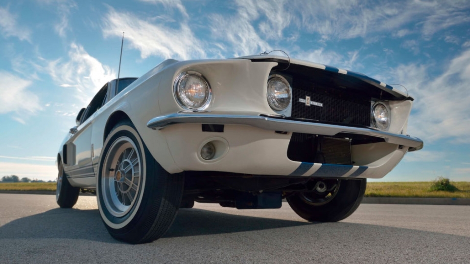 Ford Mustang Shelby GT500 đời 1967 đắt nhất lịch sử giá 52 tỷ đồng ford mustang shelby gt500 doi 1967 dat nhat lich su dau gia thanh cong gia 52 ty dong