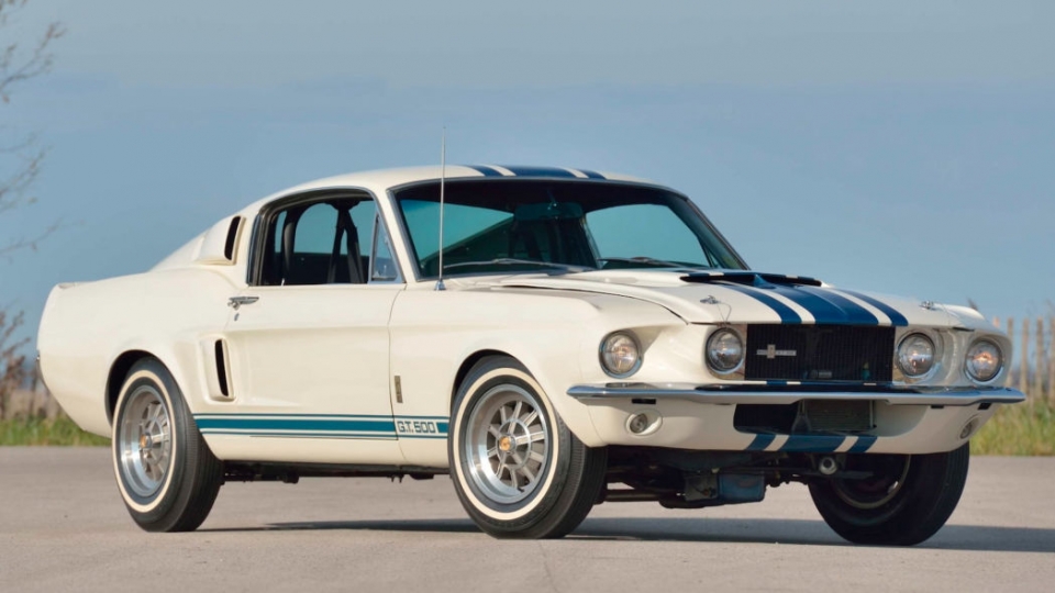 Ford Mustang Shelby GT500 đời 1967 đắt nhất lịch sử giá 52 tỷ đồng ford mustang shelby gt500 doi 1967 dat nhat lich su dau gia thanh cong gia 52 ty dong