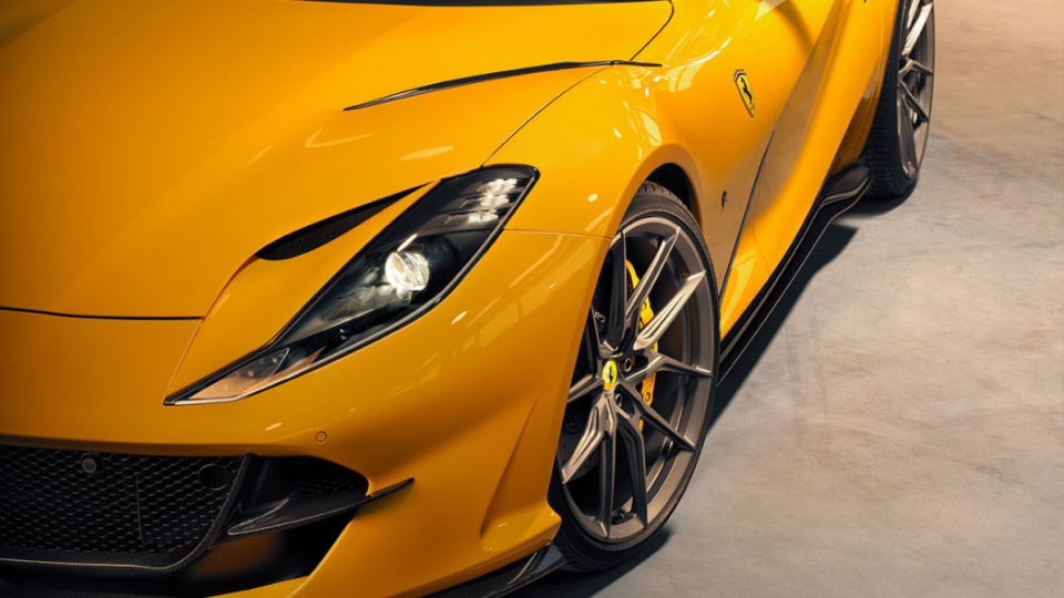 Ferrari 812 Superfast đẹp lộng lẫy nhờ gói độ carbon từ Novitec ferrari 812 superfast dep long lay nho goi do carbon tu novitec