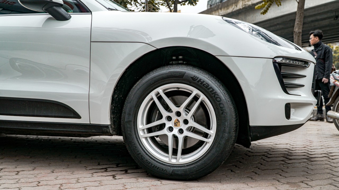 Porsche Macan cũ giá 2,5 tỷ: Xe sang dành cho người thích cầm lái porsche macan cu gia 25 ty xe sang danh cho nguoi thich cam lai