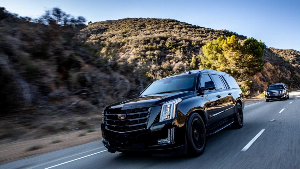 cadillac escalade co them ban do boc thep tu hang do addarmor