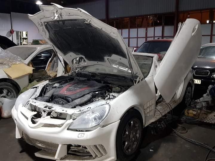 dan choi ha thanh ban bo 3 xe sang bentley bmw mercedes gia chi 500 trieu