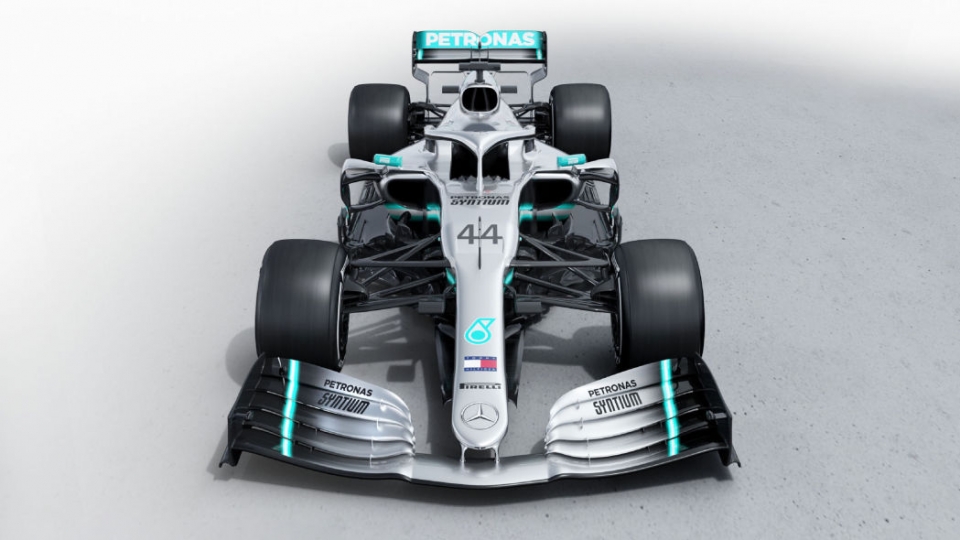 Mercedes giới thiệu xe đua F1 mới cho mùa giải 2019 mercedes gioi thieu xe dua f1 moi cho mua giai 2019