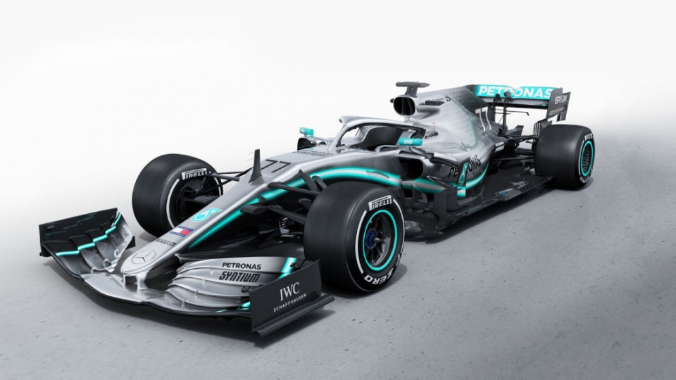 Mercedes giới thiệu xe đua F1 mới cho mùa giải 2019 mercedes gioi thieu xe dua f1 moi cho mua giai 2019