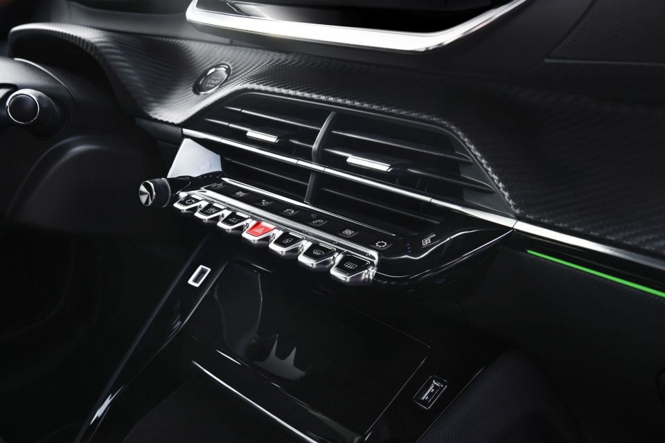 Peugeot 208 hoàn toàn mới lộ diện, vượt trội Toyota Yaris, Ford Fiesta và Suzuki Swift peugeot 208 hoan toan moi lo dien vuot troi toyota yaris ford fiesta va suzuki swift