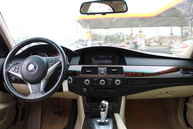 BMW 5 Series cũ đời 2008 - 2010, xe tốt nhưng khó chiều bmw 5 series cu doi 2008 2010 xe tot nhung kho chieu